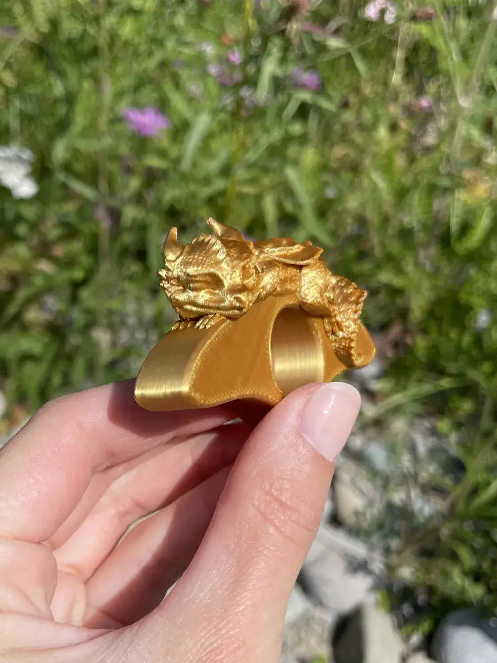 Fantasy Dragon Thumb Page Holder